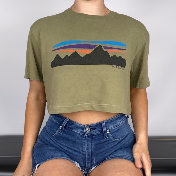 Patagonia Tops - PATAGONIA Short Sleeve Crop Top
